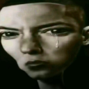 em_sob emote